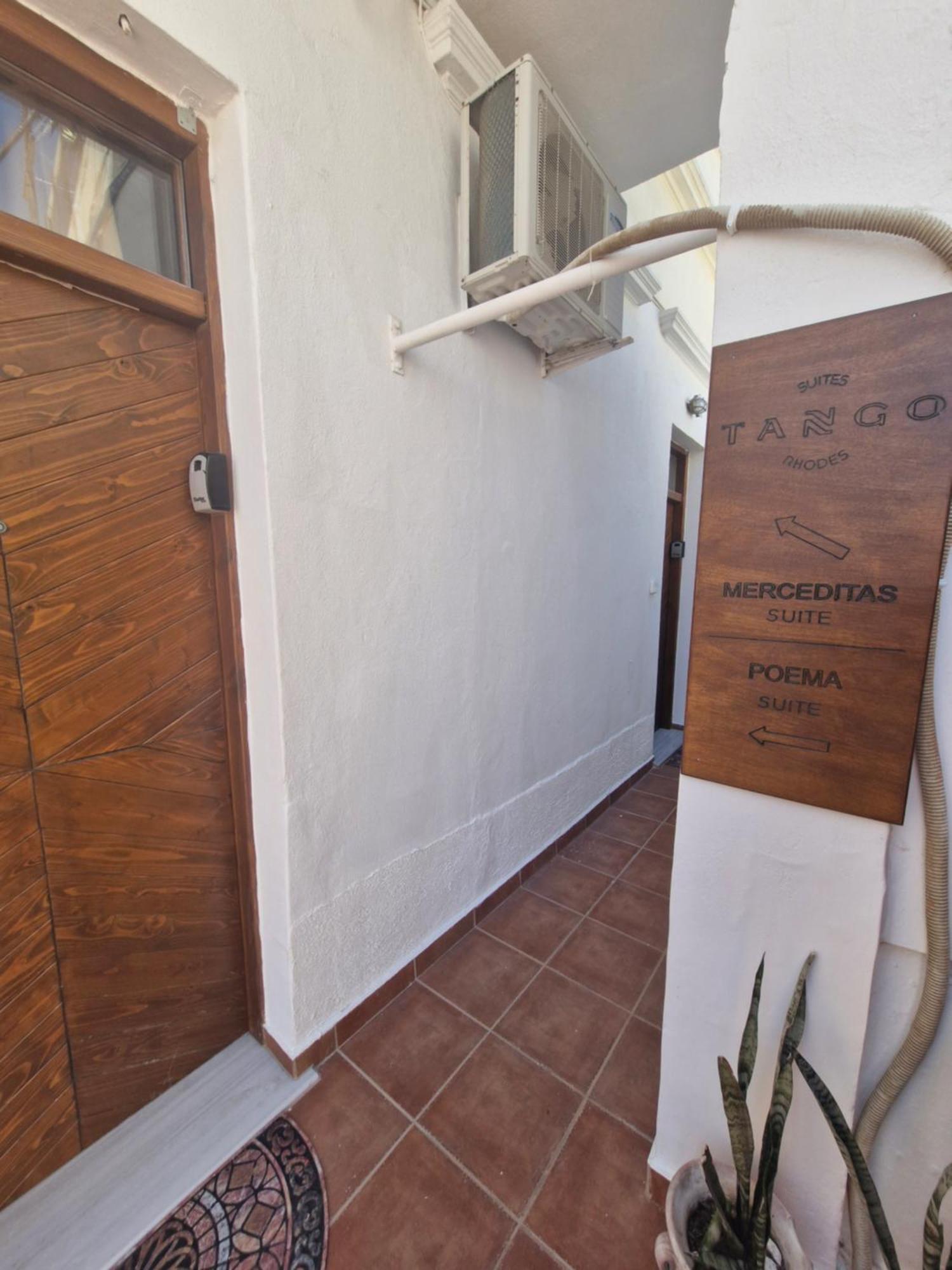 Tango Suites Rhodes City Екстериор снимка